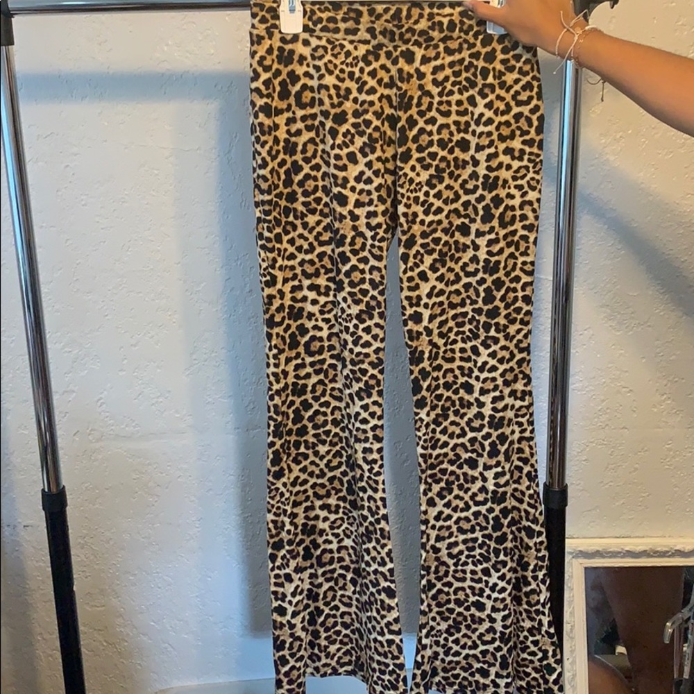 Cheetah stretchy comfy